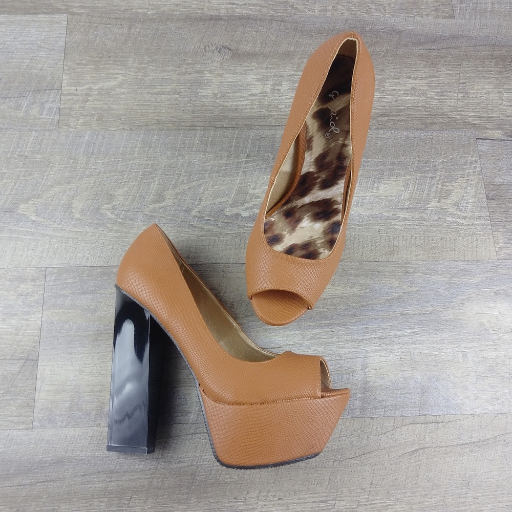 Peep Toe Platform Block Heel Pump
